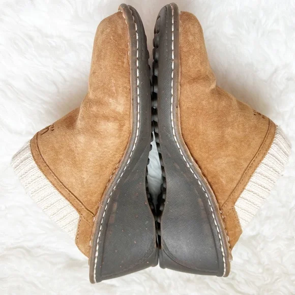 UGG Gael brown suede clog w knit cuff size 7 wedge heel - Picture 2 of 9